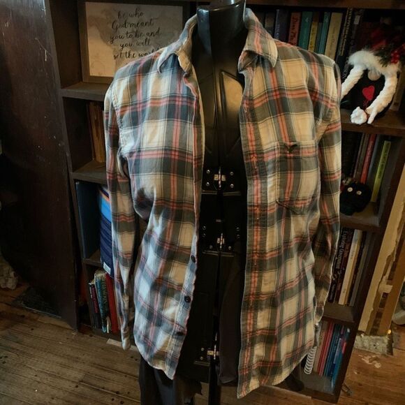 American Eagle plaid lined S broken in soft button down shirt - Picture 1 of 3